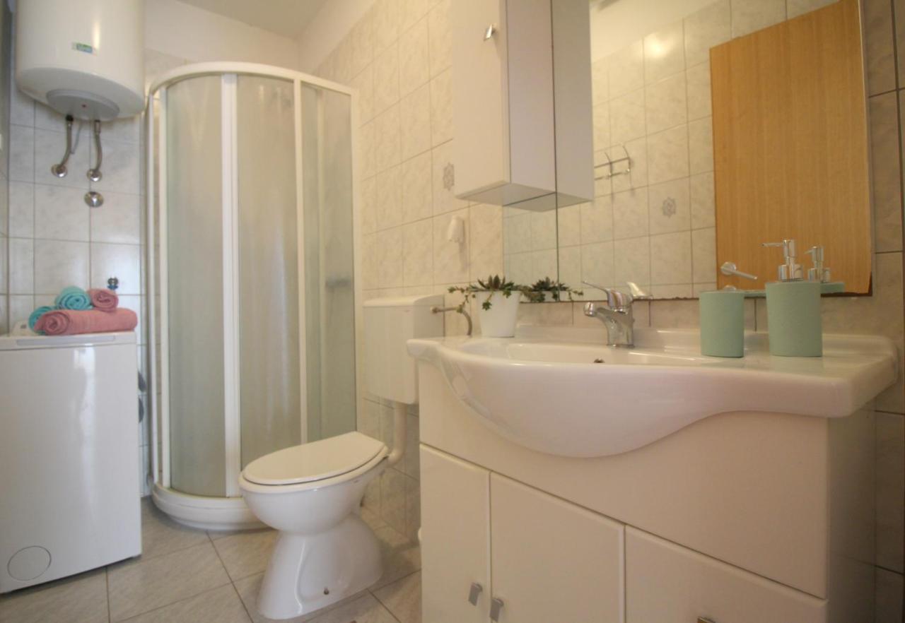 Apartment Ema Near City Center Poreč Kültér fotó