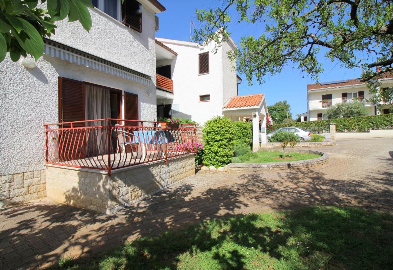 Apartment Ema Near City Center Poreč Kültér fotó